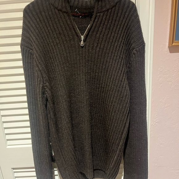 100% Merino wool Men's brown  Sweater - Picture 1 of 5